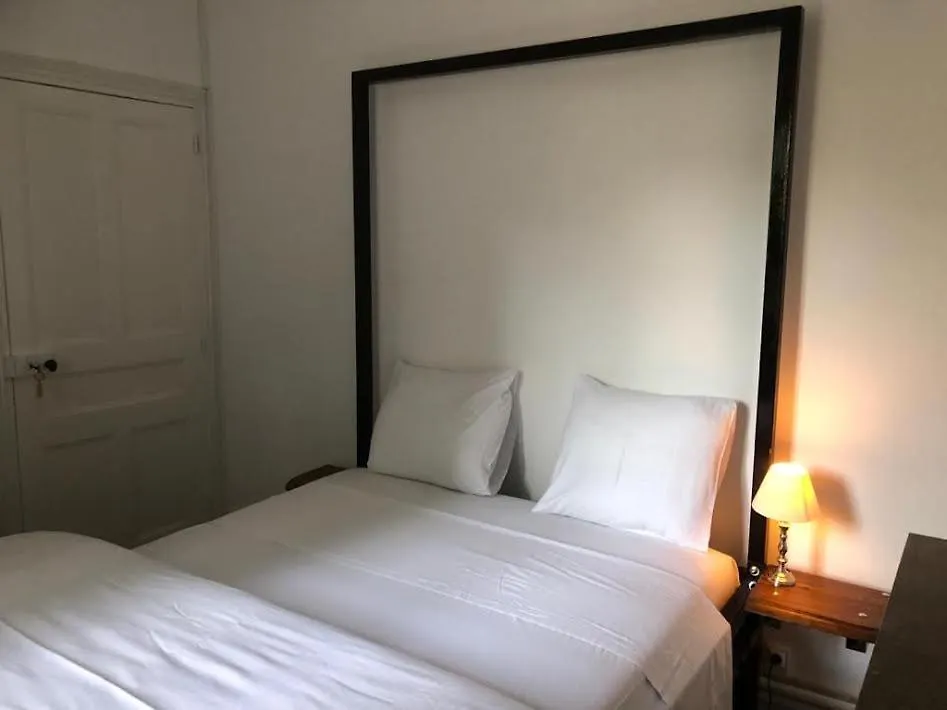 La Tour Mystique Bed and Breakfast Nyons